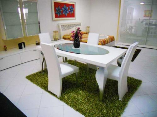 casain3mosse - tavolo bianco con sedie