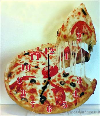 casain3mosse - orologio a forma di pizza